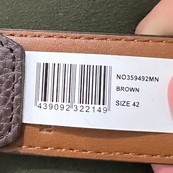 NWT NORDSTROM Brown‎ Leather Belt with Silver Buckle (42) - Picture 3 of 4